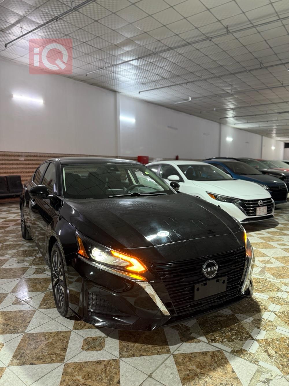 نيسان ألتيما